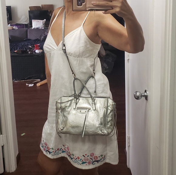 BALENCIAGA Metallic Calfskin Papier Mini A4 Tote Silver - Picture 3 of 15